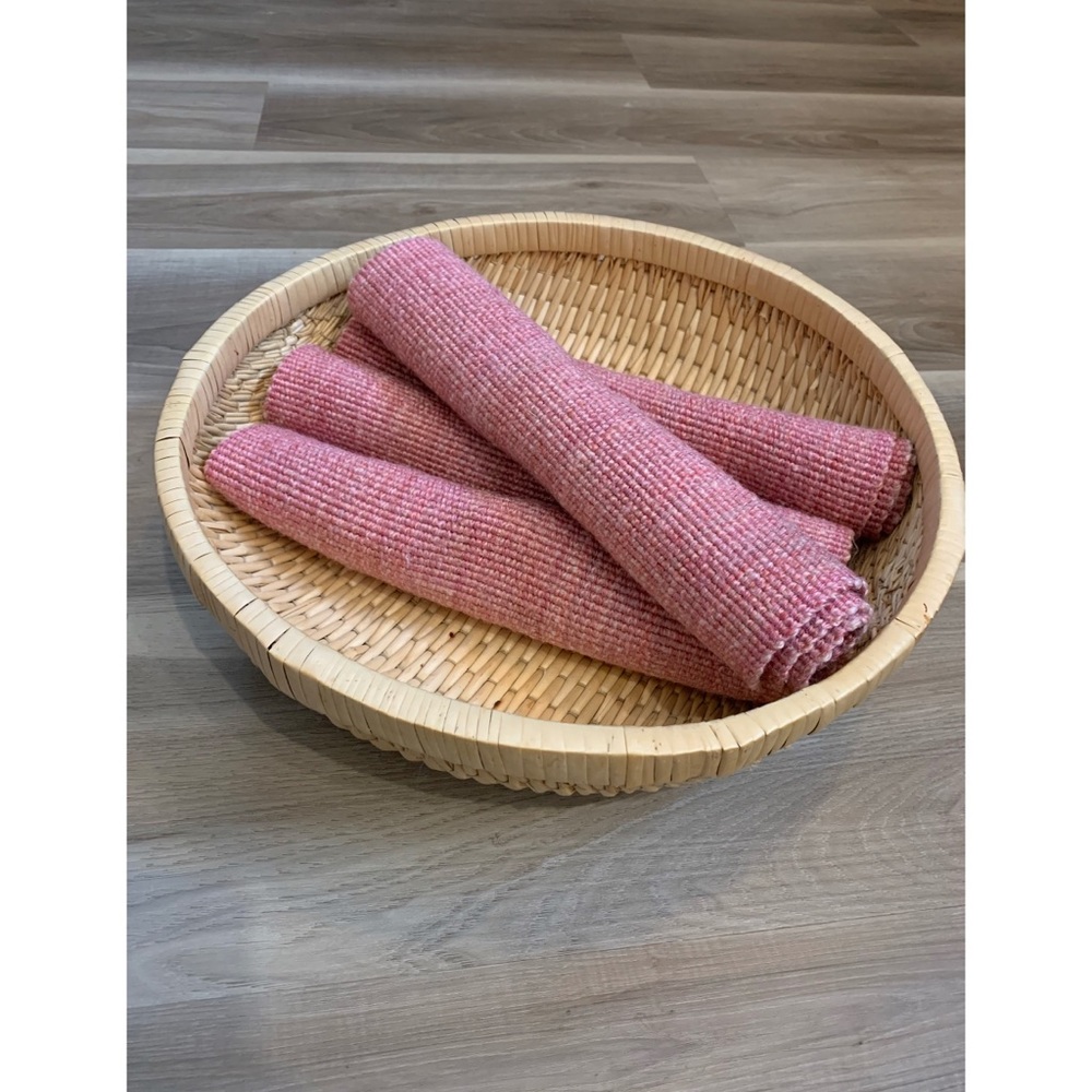 Set of 4 vintage pink wool handmade hand knit placemats ☕️